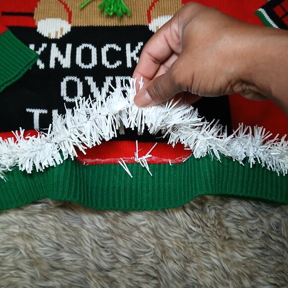 No Boundaries Ugly Christmas Sweater Women’s M (8-10) Grumpy Cat Mugshot - Picture 7 of 11